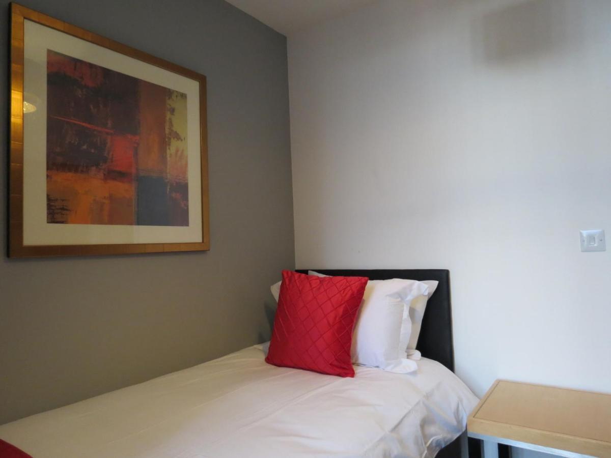 Eazy Apartments นิวคาสเซิล อะพอน ไทน์ ภายนอก รูปภาพ